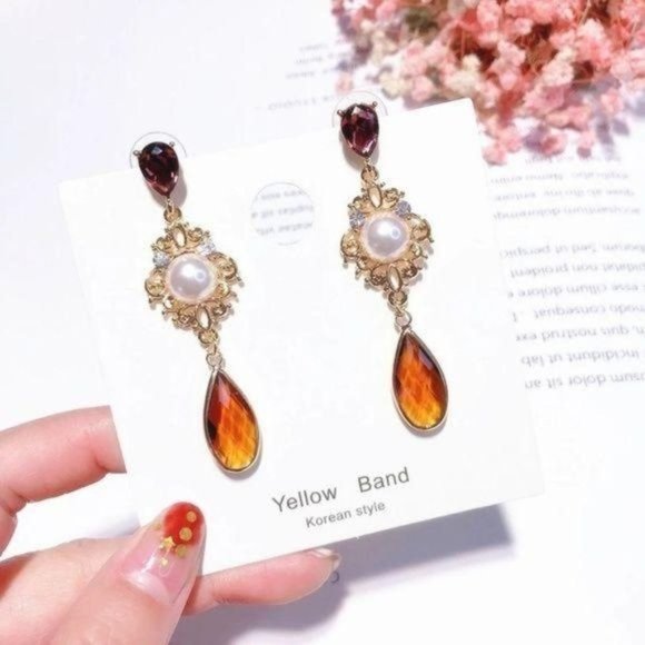 BOHO Victorian Vintage Style Brown Crystals Pearls Floral Pendant Earrings - Picture 1 of 4